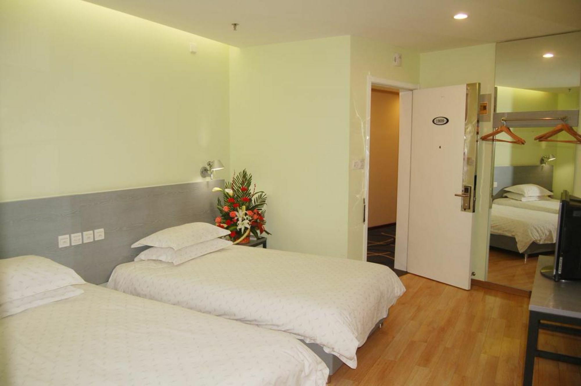 Luoyang Aviation E-Home Inn Extérieur photo